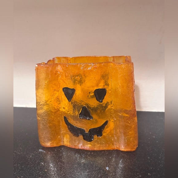 Vintage Fiberglass Luminary Jack-o-Lantern Pumpkin - Picture 3 of 8